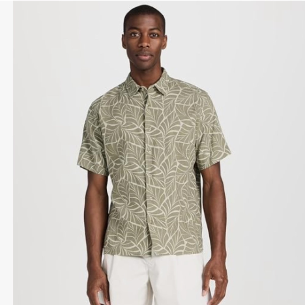 Vince Men's Knotted Leaves Short Sleeve Shirt Size Medium Light Green